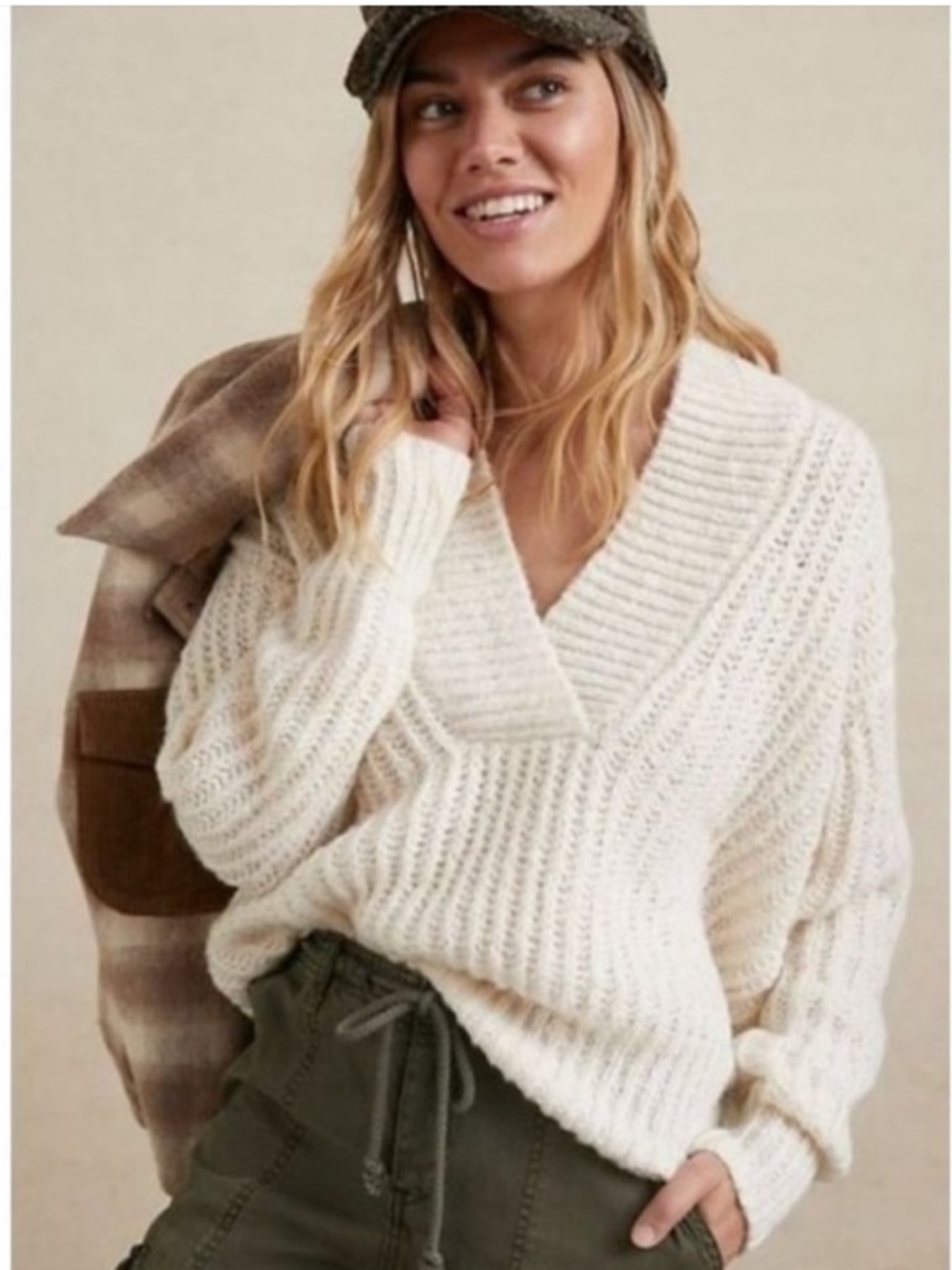Anthropologie Pilcro Joyce Ivory V-Neck Relaxed Sweater Size M